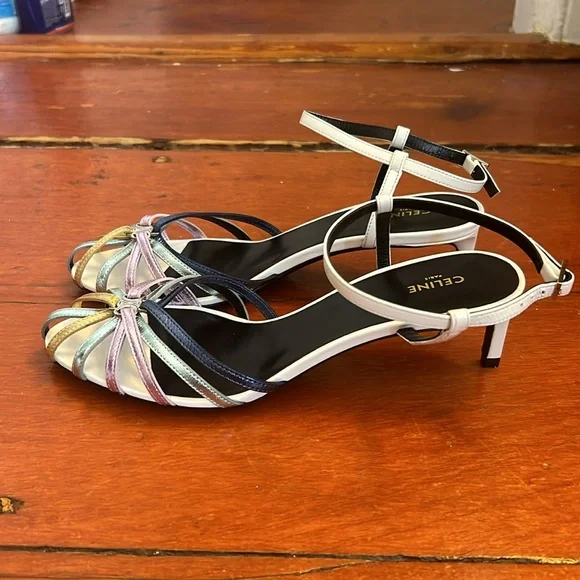 CELINE TRIOMPHE SANDAL IN LAMINATED CALFSKIN & LAMBSKIN - Picture 6 of 7